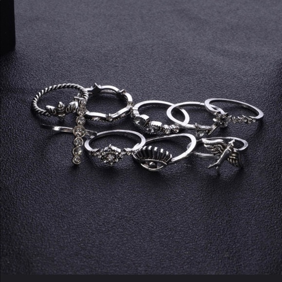 *Flash Sale* Gorgeous Ring Bundle - Picture 3 of 4